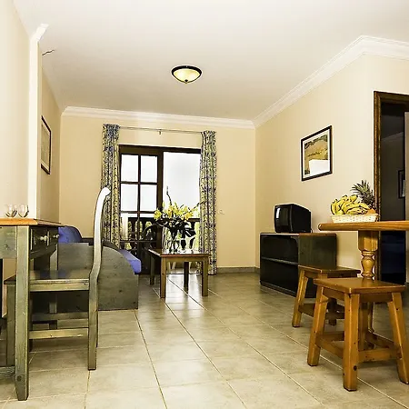 Residencial El Conde Апартаменты *